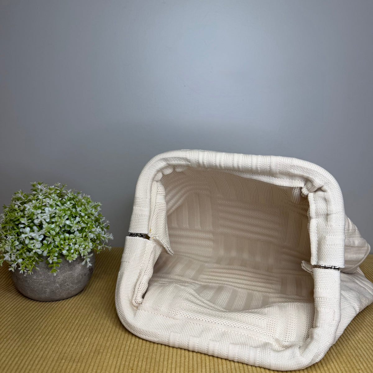 Emma Travel Clutch